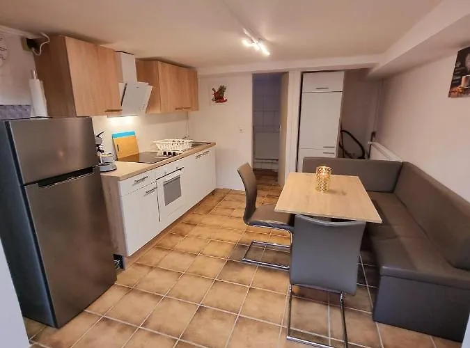 Souterrainwohnung Zentrale Lage In * Detmold