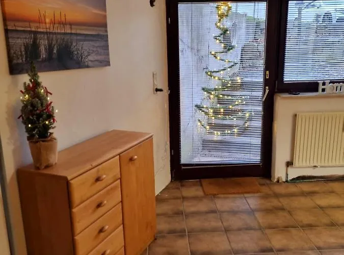 Appartement Souterrainwohnung Zentrale Lage In *