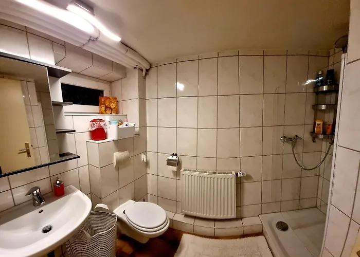 Appartement Souterrainwohnung Zentrale Lage In Detmold